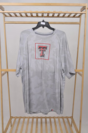 Under armour gym T-shirt, lose fit