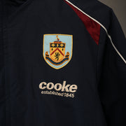 Vintage 2006-07 Burnley FC Erreà football Rain Jacket | Cooke Sponsor | 125th Anniversary Patch | Navy